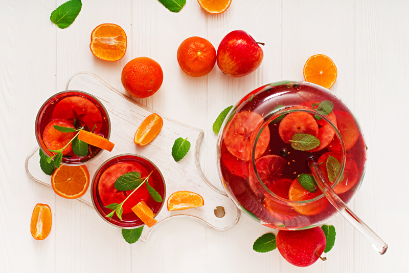 sangria az asztalon