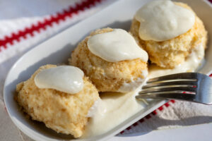 túrógombóc tányérban